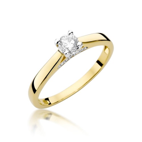 Przejdź do produktu Złoty Pierścionek z Diamentem 0.25ct i Diamentami 0.05ct